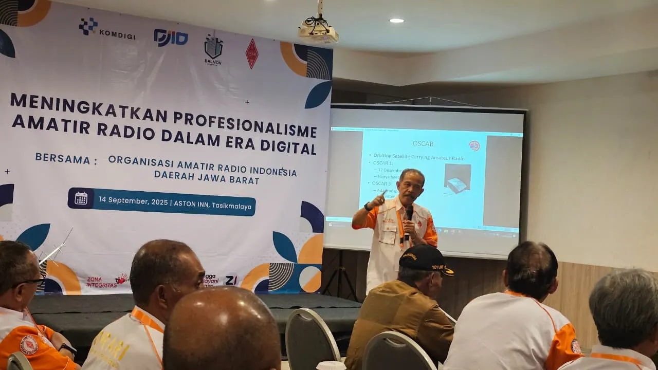 Bimbingan Teknis Amatir Radio - KOMDIGI