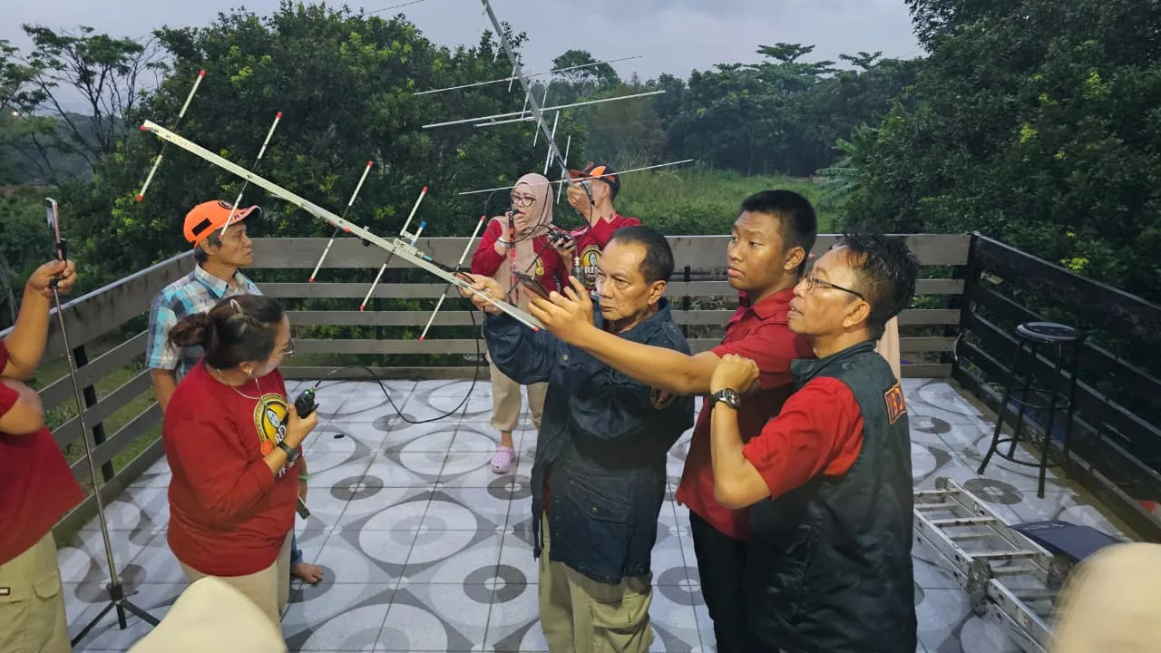 Special Event Station 141 Th Raden Dewi Sartika (8A141RDS)