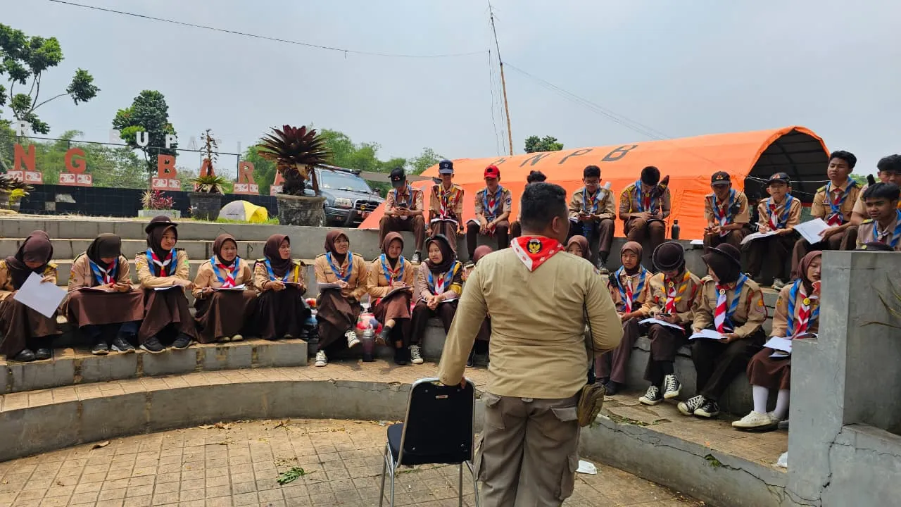 Kegiatan Hari Kedua JOTA-JOTI 2025 Kwarcab Kabupaten Bandung Barat Bersama ORARI Lokal Kabupaten Bandung Barat