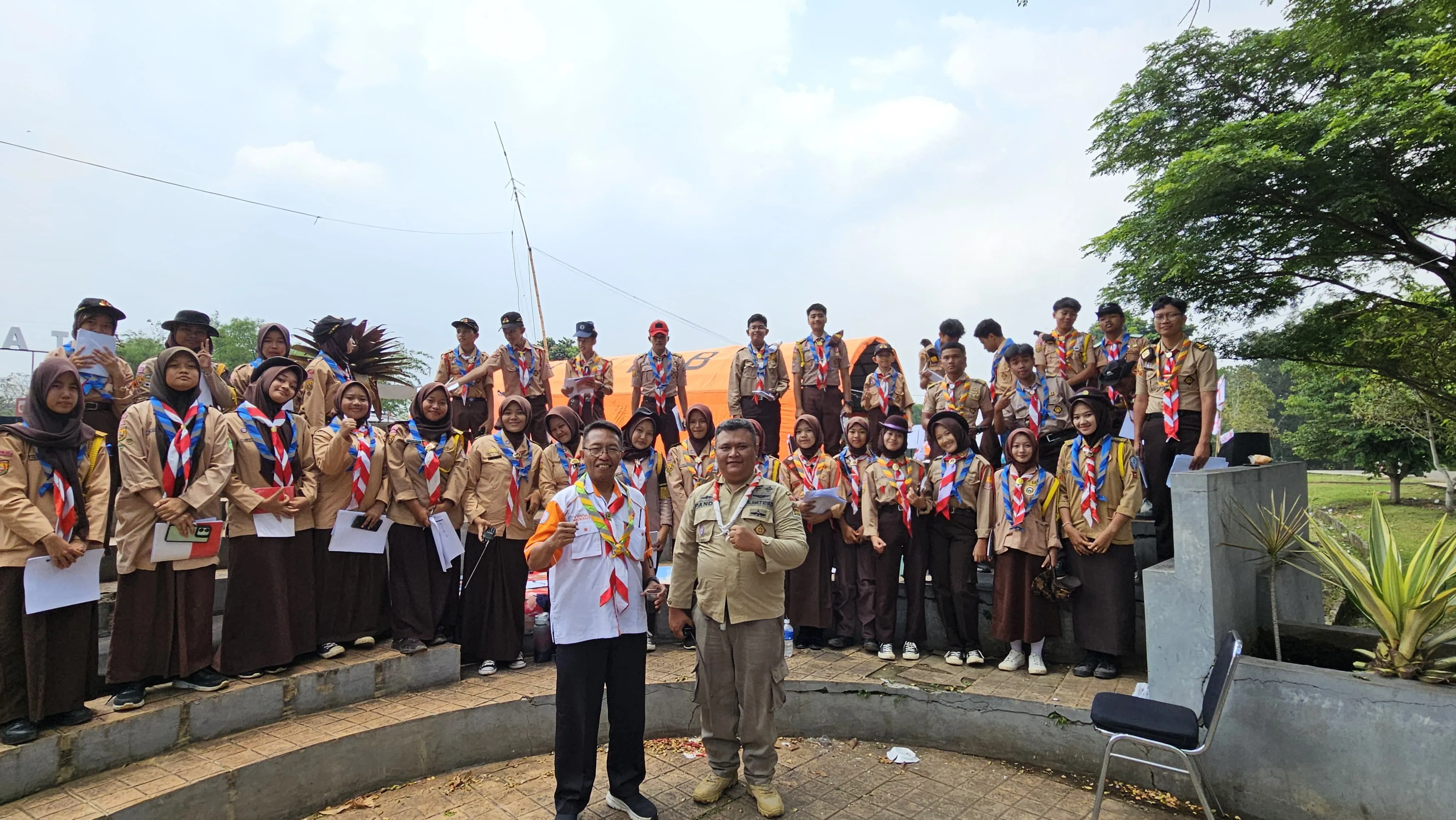 Kegiatan Hari Kedua JOTA-JOTI 2025 Kwarcab Kabupaten Bandung Barat Bersama ORARI Lokal Kabupaten Bandung Barat