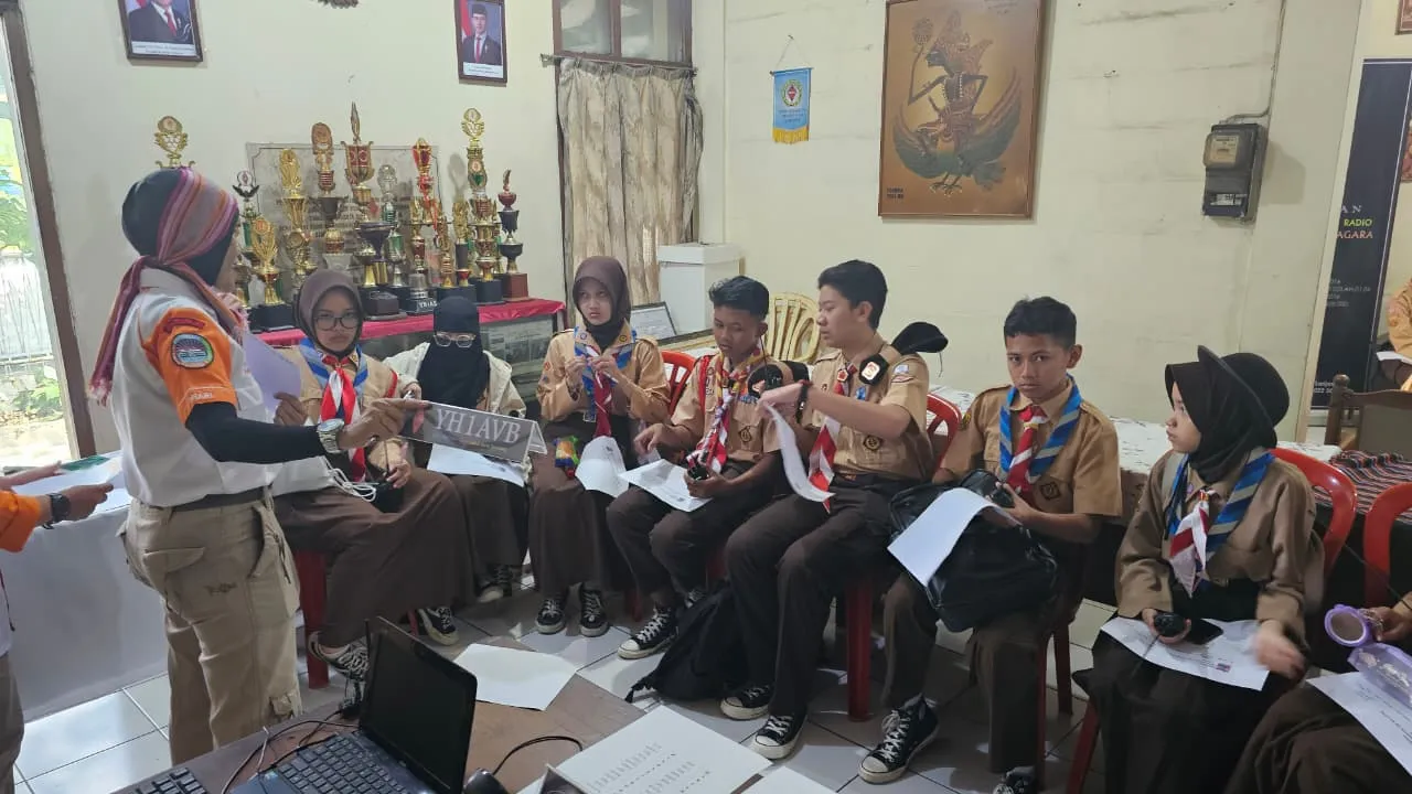 Kegiatan Hari Kedua JOTA-JOTI 2025 Kwarcab Bojonagara Bersama ORARI Lokal Bojonagara