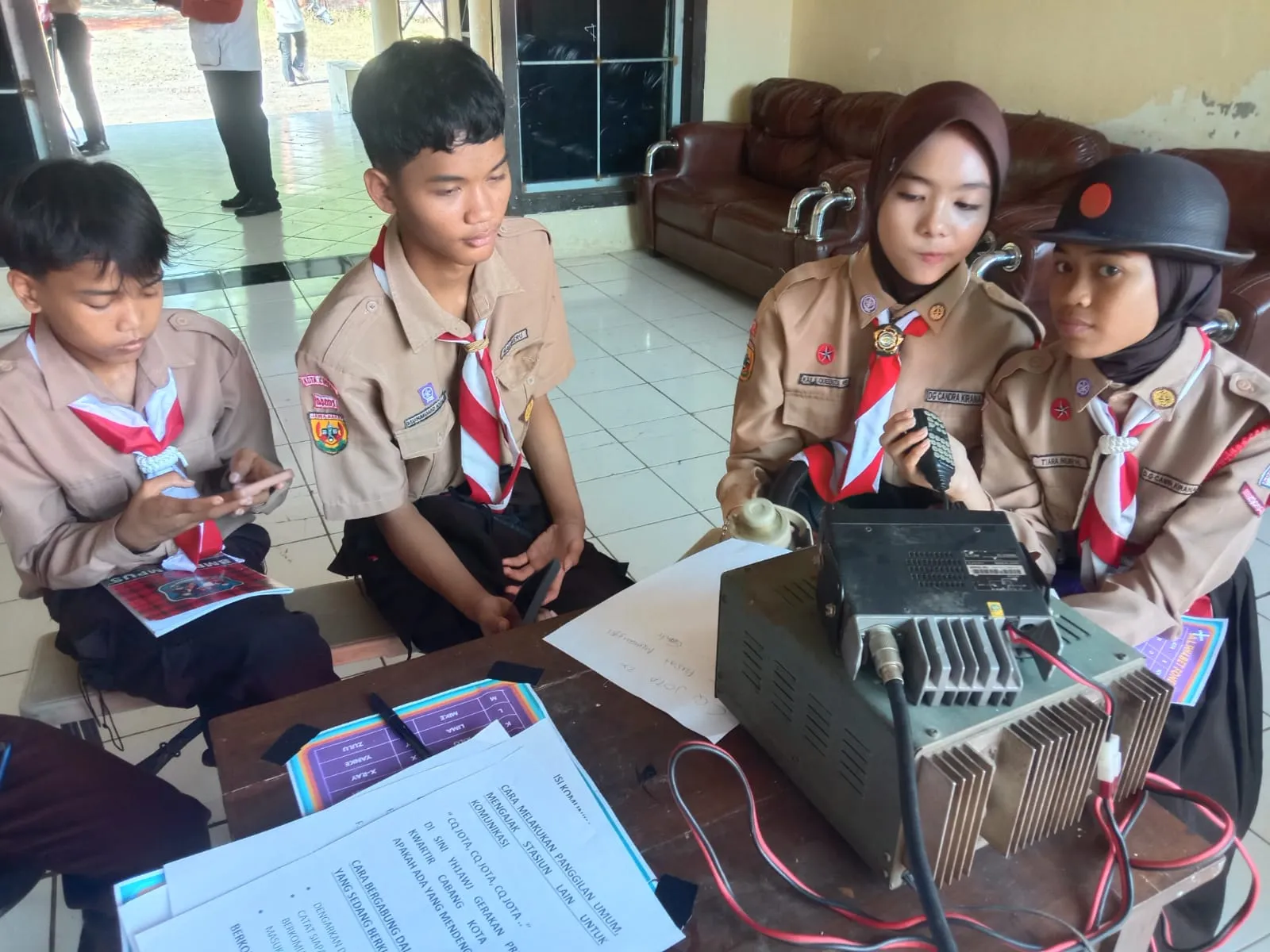 Kegiatan Hari Kedua JOTA-JOTI 2025 Kwarcab Kota Cirebon Bersama ORARI Lokal Kota Cirebon