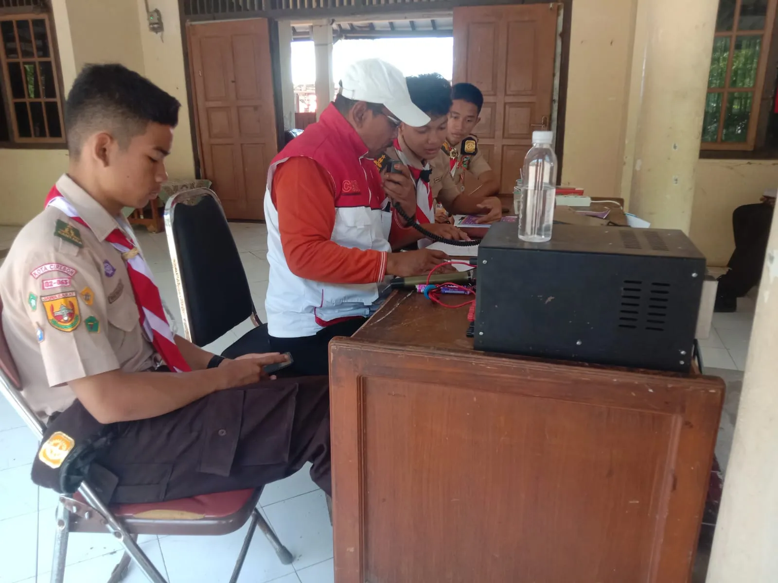 Kegiatan Hari Kedua JOTA-JOTI 2025 Kwarcab Kota Cirebon Bersama ORARI Lokal Kota Cirebon