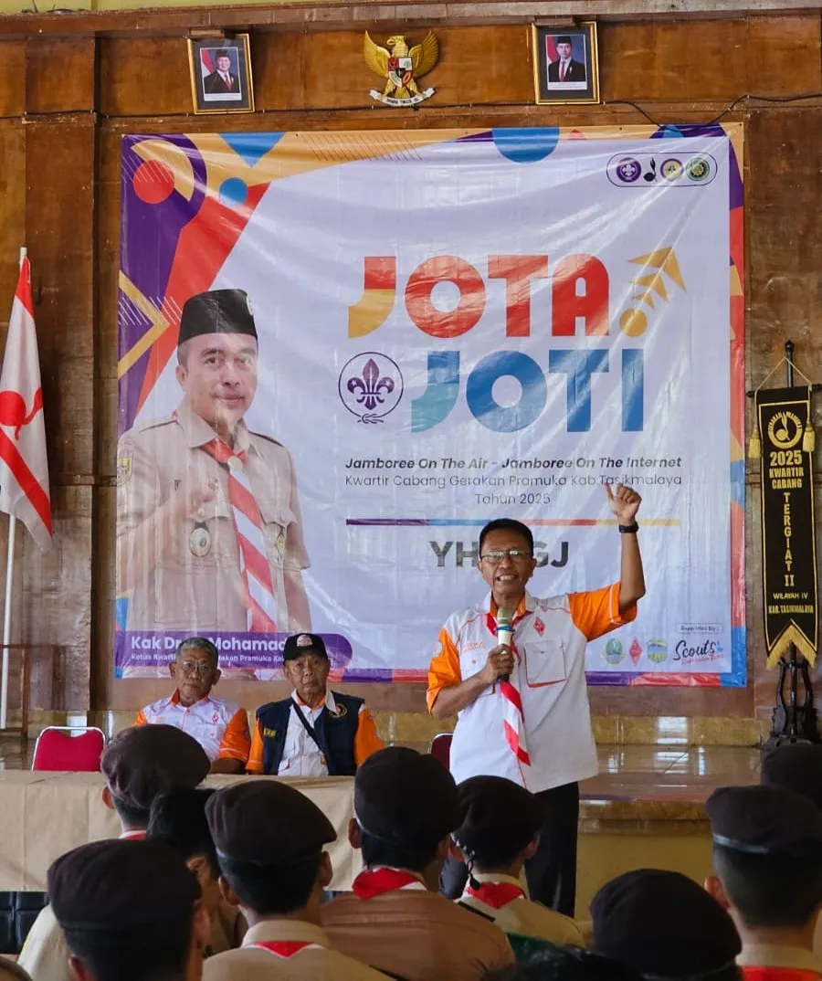 Kegiatan Hari Ke-3 JOTA-JOTI 2025 Kwarcab Kabupaten Tasikmalaya Bersama ORARI Lokal Kabupaten