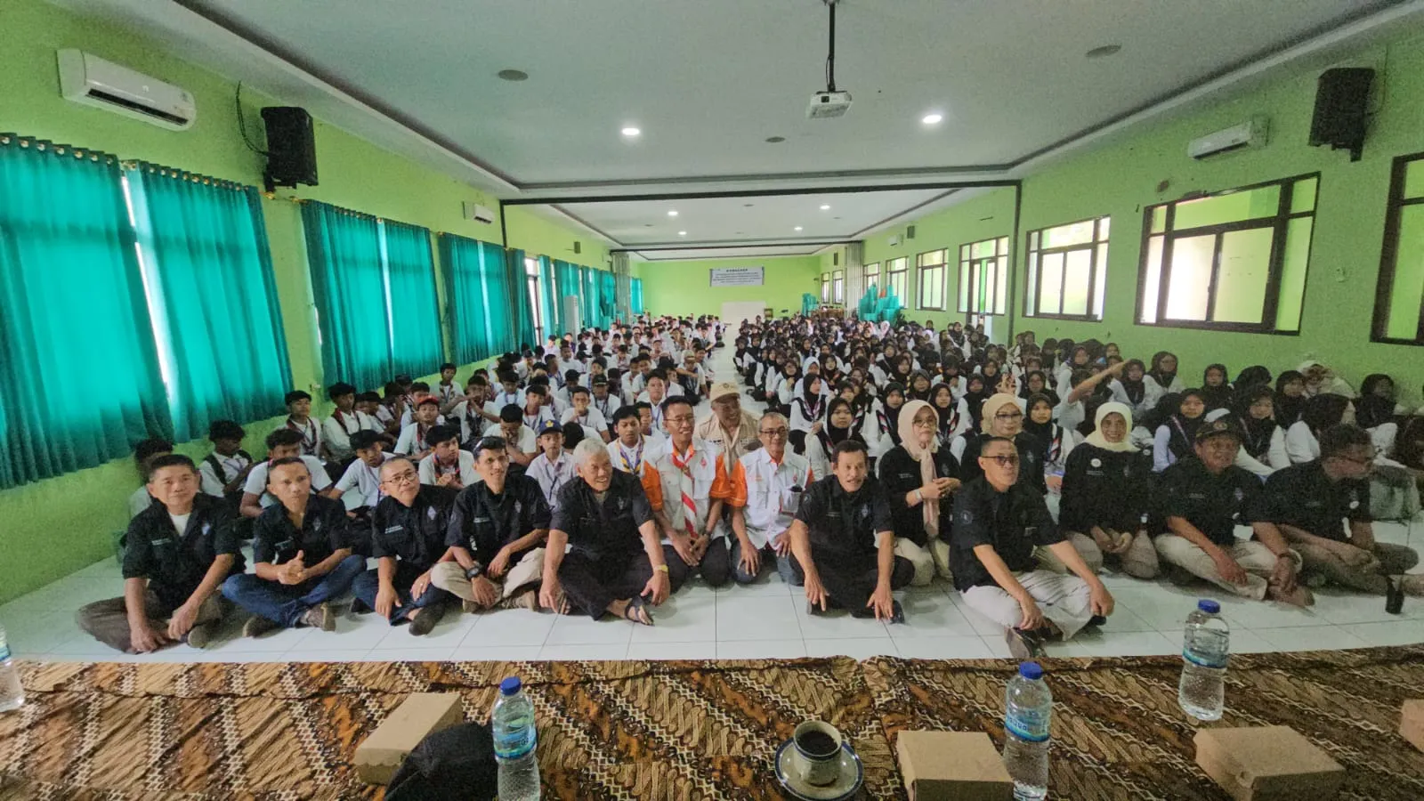 Kegiatan Hari Ke-3 JOTA-JOTI 2025 Kwarcab Kota Tasikmalaya Bersama ORARI Lokal Kota Tasikmalaya