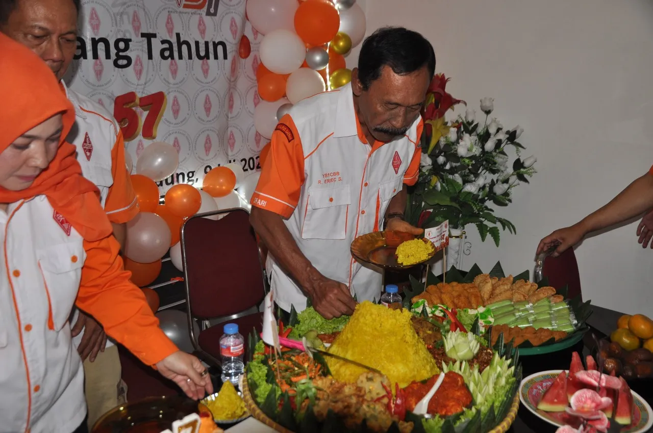 Orari Anniversary 57 - 2025