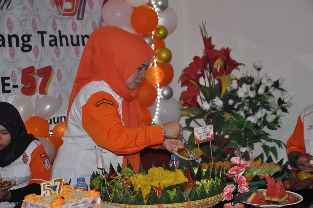 Orari Anniversary 57 - 2025